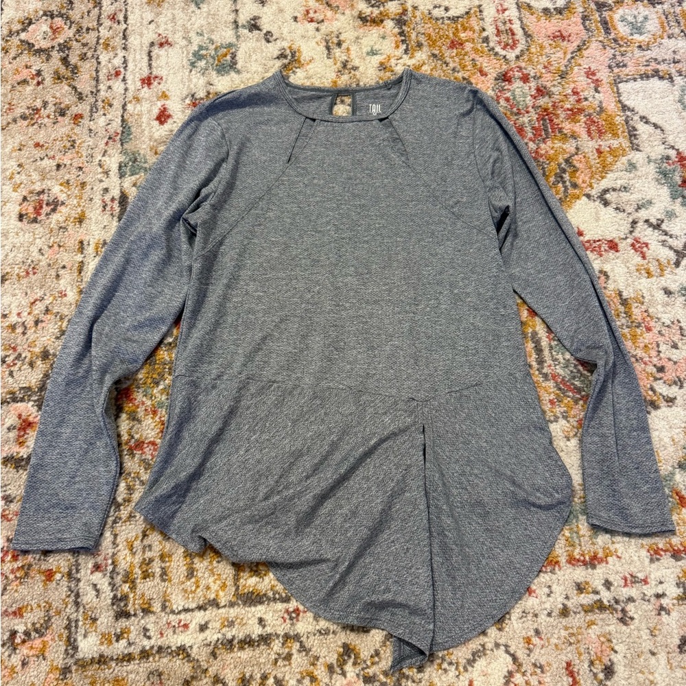 Tail Heather Gray Long Sleeve Women's Top
